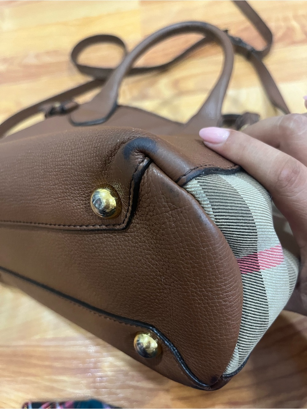 Burberry Brown Grainy Calfskin House Check Banner Bag Small (*Well loved*) - Picture 6 of 10